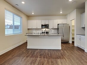 20012 43rd Ave E in Spanaway, WA - Building Photo - Building Photo