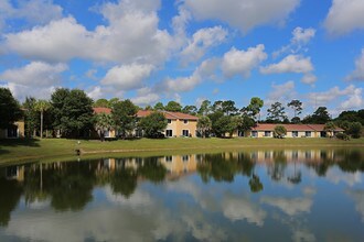 Cortez Village Townhomes in Fort Pierce, FL - Foto de edificio - Building Photo