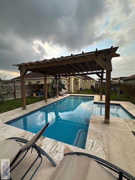 5344 Sagebrush Rd in Brownsville, TX - Foto de edificio - Building Photo