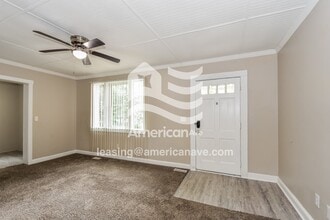 2016 Holt Dr in Columbia, SC - Building Photo - Building Photo
