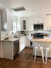 6619 Daryn Dr, Unit A in West Hills, CA - Building Photo - Building Photo