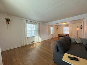 620 E 63rd Ter in Kansas City, MO - Building Photo - Building Photo