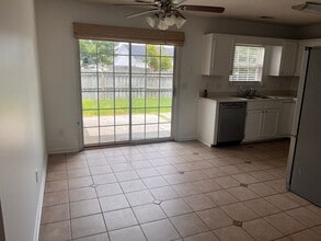 821 Plainfield Ct in Wilmington, NC - Building Photo - Building Photo