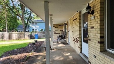 2419 Adler Cir in Middleton, WI - Building Photo - Building Photo