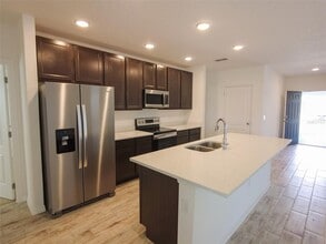 423 Taft Dr in Davenport, FL - Building Photo - Building Photo