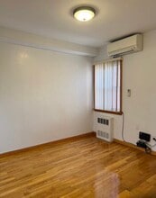 56-61 219th St in Queens, NY - Building Photo - Building Photo