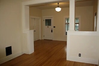 430 S Henderson St in Bloomington, IN - Building Photo - Building Photo