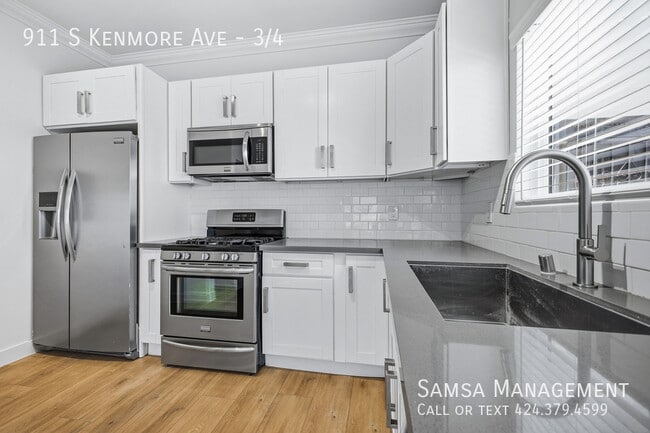 property at 911 S Kenmore Ave