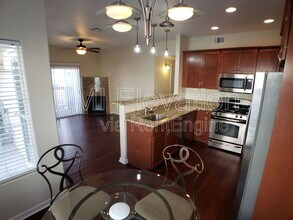8425 Pebble Creek Way in Littleton, CO - Building Photo - Building Photo
