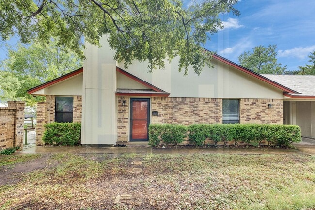 property at 3002 Breeze Terrace