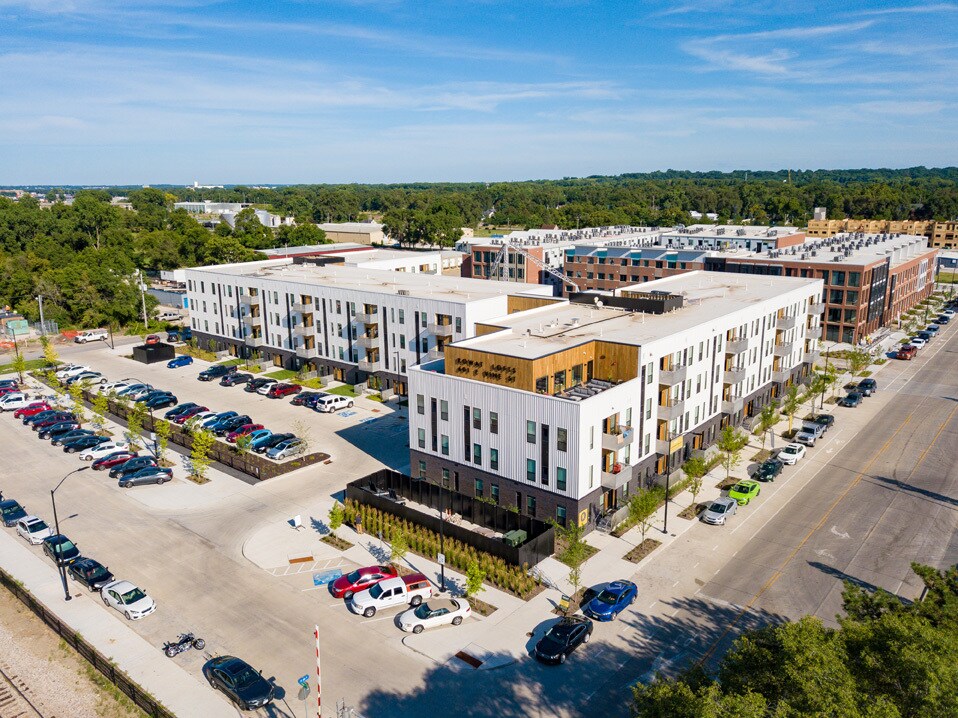 Rowat Lofts Apartments in Des Moines, IA - Building Photo