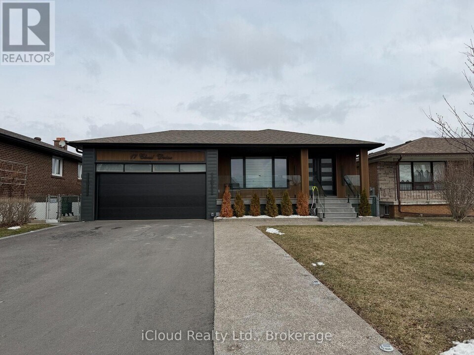 17 Cloud Dr in Toronto, ON - Building Photo