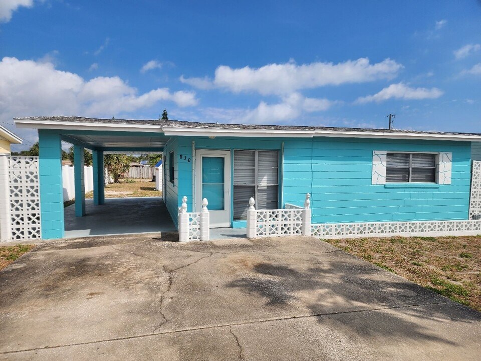830 26th Ave E in New Smyrna Beach, FL - Building Photo