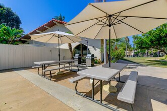 4373 Loma Riviera Ct, Unit Loma Riviera in San Diego, CA - Building Photo - Building Photo