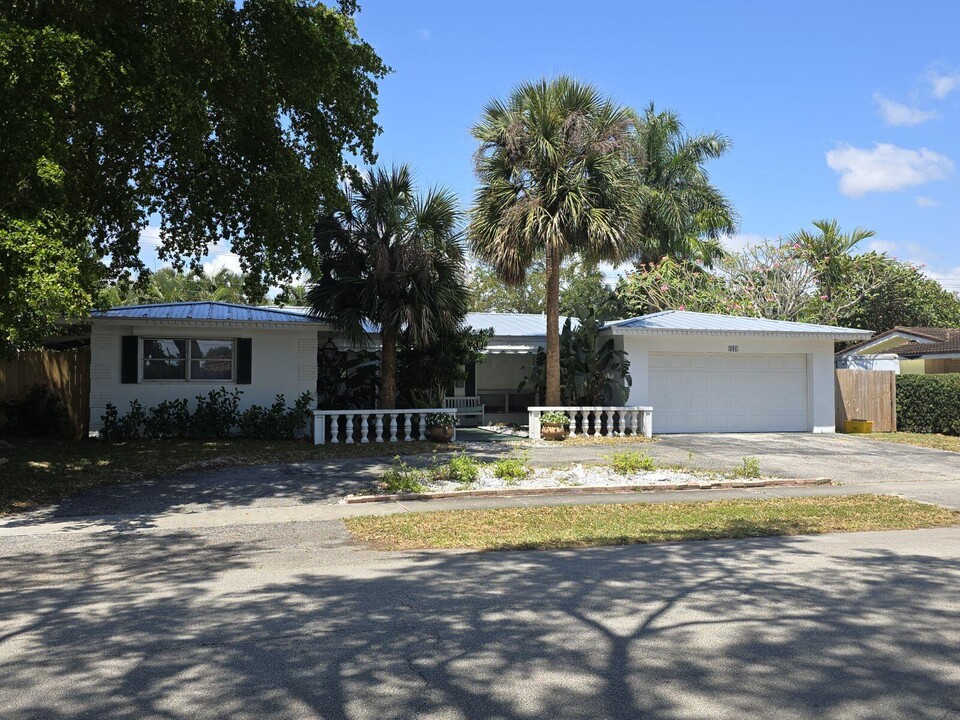 301 SW 8th Terrace in Boca Raton, FL - Foto de edificio