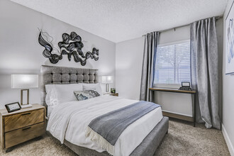 Latitude in Phoenix, AZ - Building Photo - Building Photo