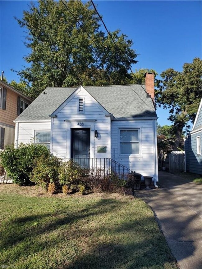 property at 438 New York Ave