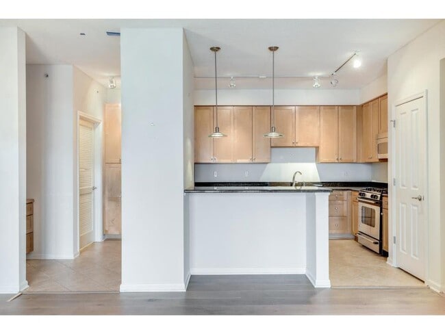 500 E Grant St in Minneapolis, MN - Building Photo - Building Photo