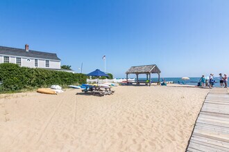 116 Overshore Dr E in Madison, CT - Building Photo - Building Photo