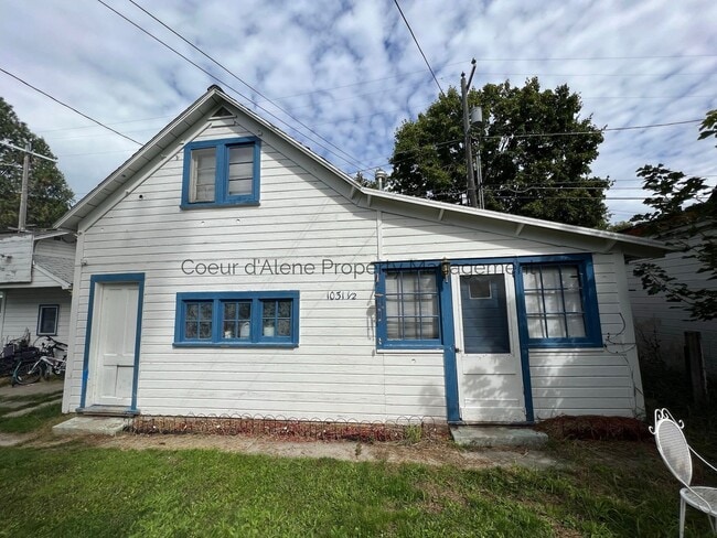 property at 518 S 10th Pl
