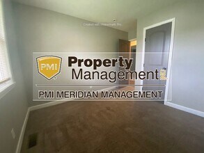 10135 Meadowlark Dr in Indianapolis, IN - Building Photo - Building Photo