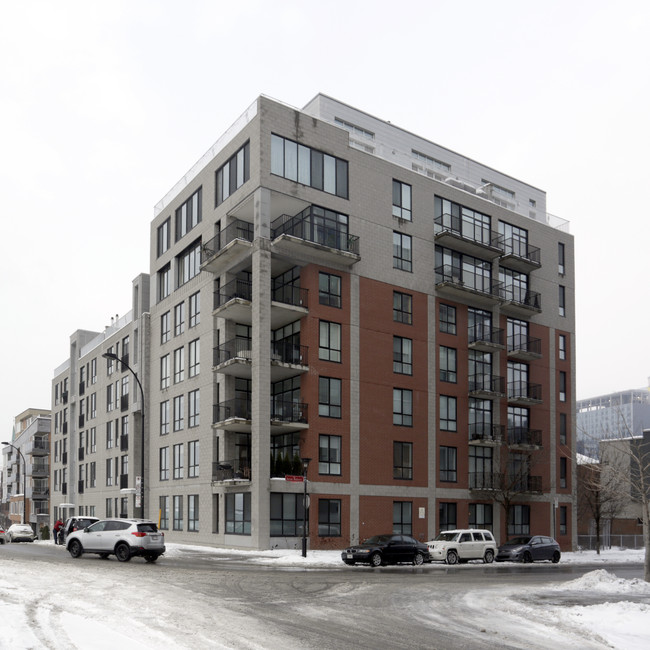 781 de la Commune E in Montréal, QC - Building Photo - Primary Photo