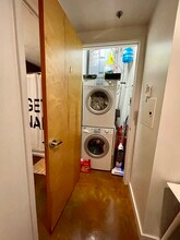 600 12th Ave S, Unit 716 in Nashville, TN - Foto de edificio - Building Photo