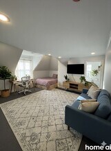 47 Kilsyth Rd, Unit 47A in Brookline, MA - Foto de edificio - Building Photo