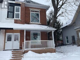 206 Owen Sound St in Shelburne, ON - Building Photo