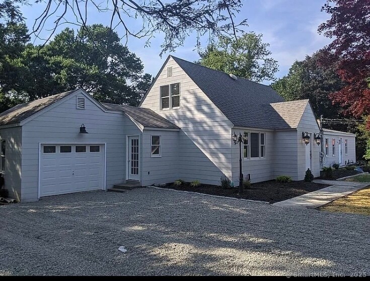 74 Meeting House Hill Rd in North Franklin, CT - Building Photo