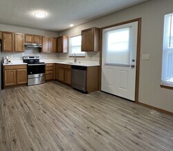 2619 E Conquest St in Wichita, KS - Foto de edificio - Building Photo