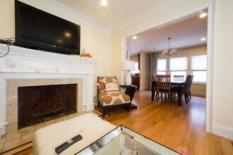 35 Beaconsfield Rd in Brookline, MA - Building Photo - Building Photo