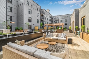 Lusso in Columbus, OH - Building Photo