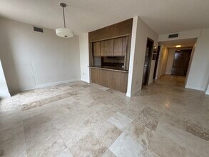 Park Tower Apartments in Fargo, ND - Building Photo - Building Photo