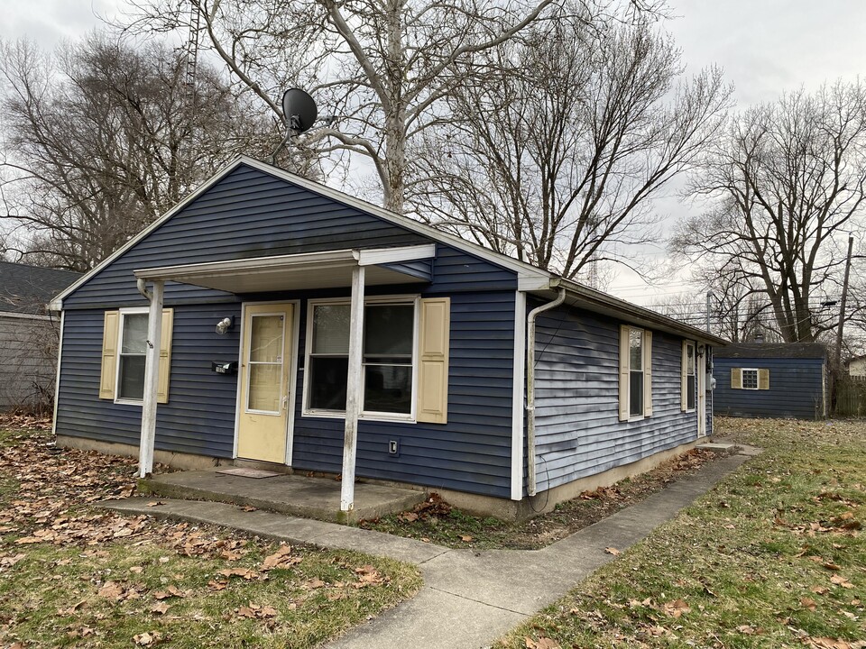 1026 W Rose St in South Bend, IN - Foto de edificio