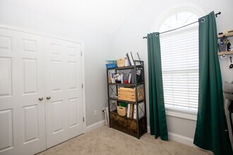 355 Hogart St in Raeford, NC - Building Photo - Building Photo