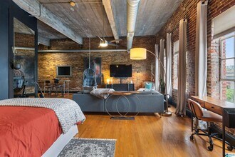 2327 Morris Ave in Birmingham, AL - Building Photo - Building Photo
