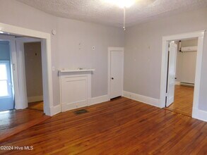206 King St-Unit -A in New Bern, NC - Building Photo - Building Photo