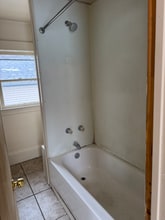 60 Charles St in Struthers, OH - Foto de edificio - Building Photo