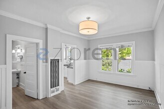 212 Emerson St in Palo Alto, CA - Building Photo - Building Photo
