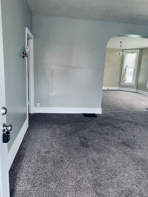221 E Lincoln Ave-Unit -Unit 1 in New Castle, PA - Building Photo