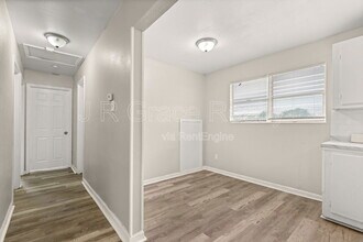 4404 Pecan Ln in Waco, TX - Building Photo - Building Photo