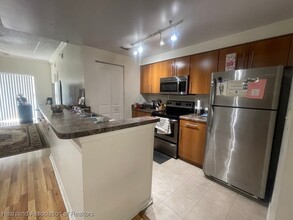 5800 W Sample Rd in Coral Springs, FL - Building Photo - Building Photo