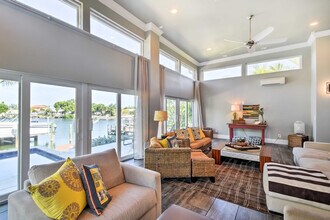 2122 W Vina Del Mar Blvd in St Pete Beach, FL - Building Photo - Building Photo