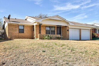 3417 Paradise Dr in Spencer, OK - Building Photo - Building Photo