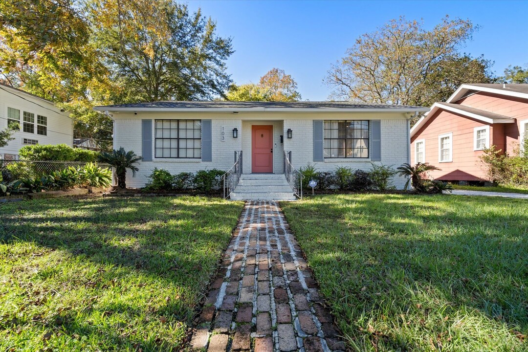 103 Margaret St in Mobile, AL - Building Photo