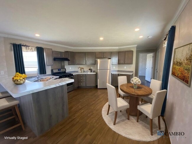 property at 27 Bradley Ln