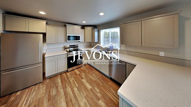 511 N 22nd Ave in Yakima, WA - Building Photo - Building Photo