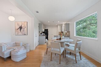 3633 Peregrine Falcon Dr in Austin, TX - Building Photo - Building Photo