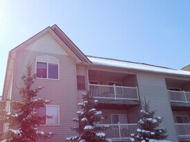 821 Brandon Ave in Pontiac, MI - Building Photo